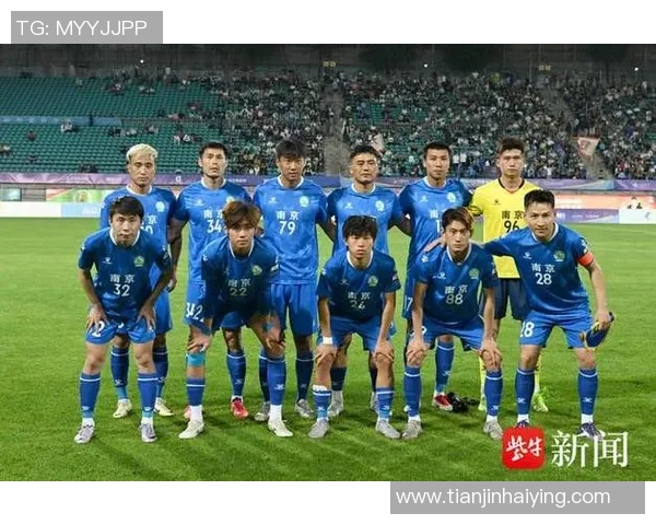 南京足球队以85分领跑全国锦标赛积分榜展现强劲实力